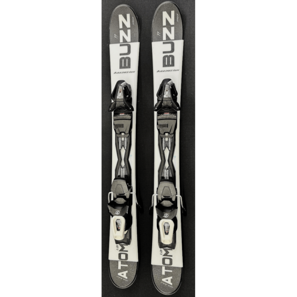 Buzz Noir Blanc 99 cm skiboards with ski bindings