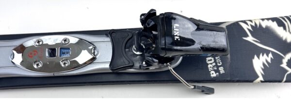 Line Pro 98 cm Skiboards with Pivogy Ski Bindings closeup